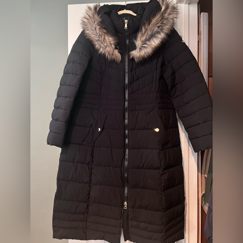 Laundry By Shelli Segal Black Quilted Puffer Coat with Faux Fur Hood